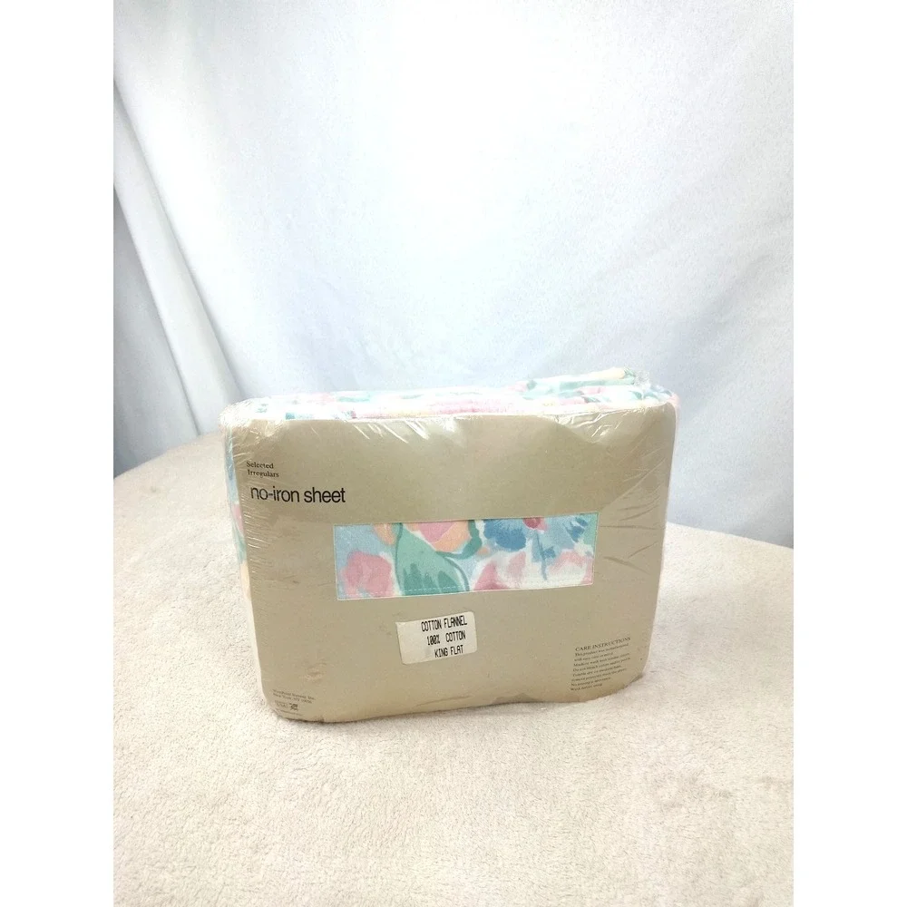 NOS Vintage Westpoint Stevens King Flat Sheet Cotton Flannel Floral‎ Irregular